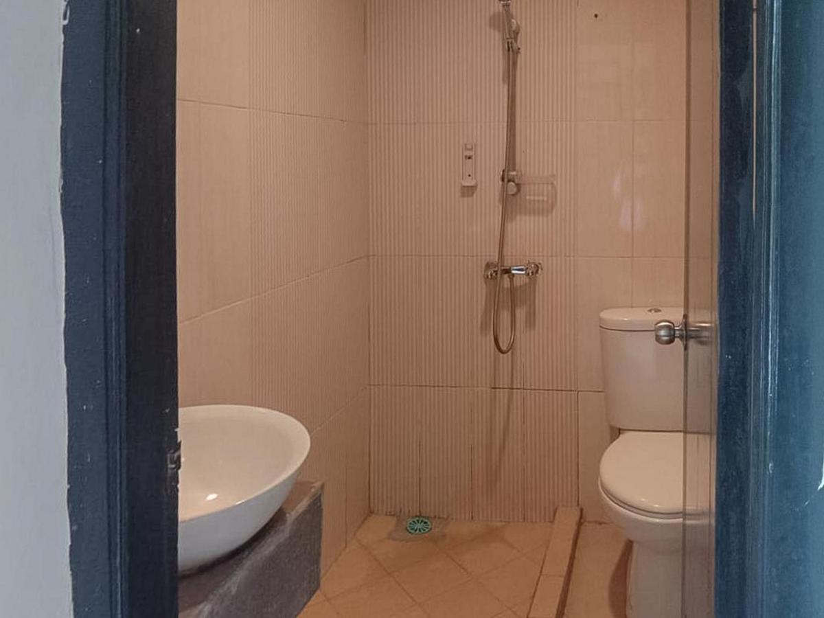 Reddoorz At Hotel Rumberpon Sorong Kültér fotó
